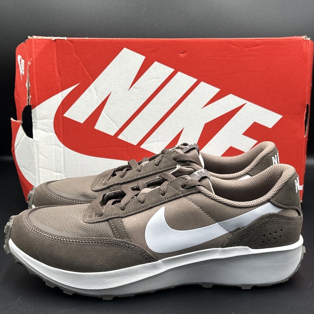 Nike Waffle Mink Brown / White Sneaker Shoes FJ4195-201 Men's Size 9.5 New - Picture 6 of 7